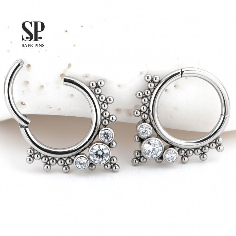 Hinged Segment Сlicker Bubbles with three Clear CZ