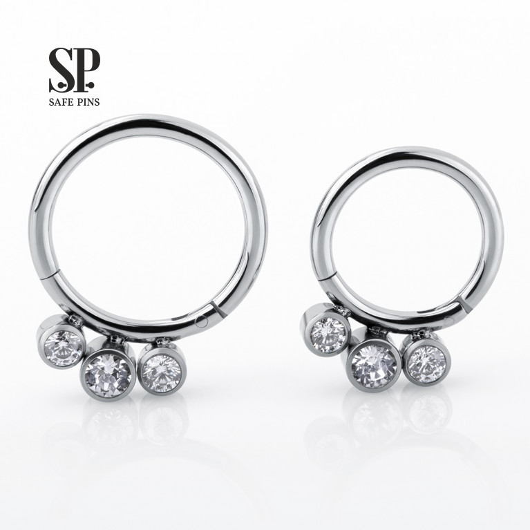 Clicker with three Clear CZ